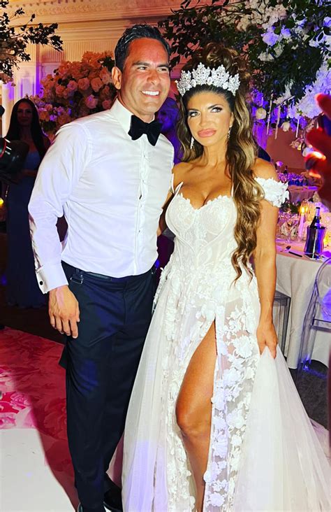 real housewives of new jersey twitter|is teresa giudice still married.